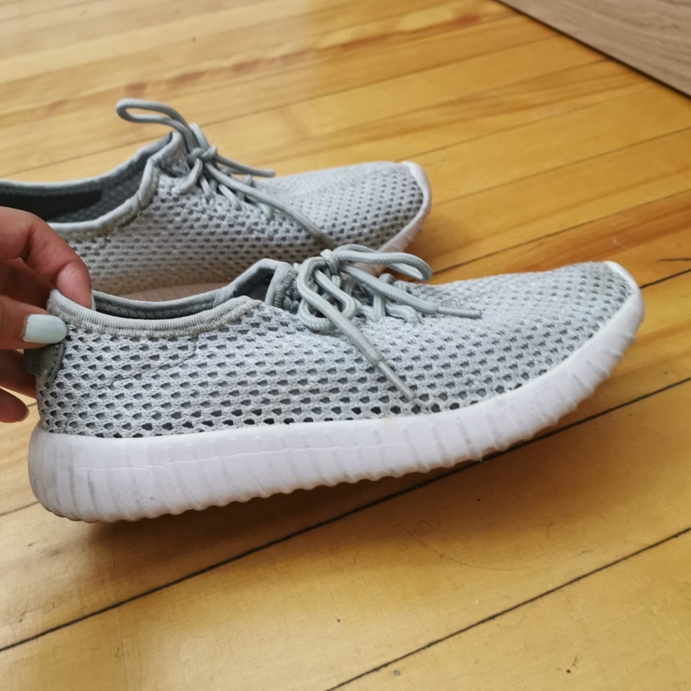 Shoes - Picture 2 of 2